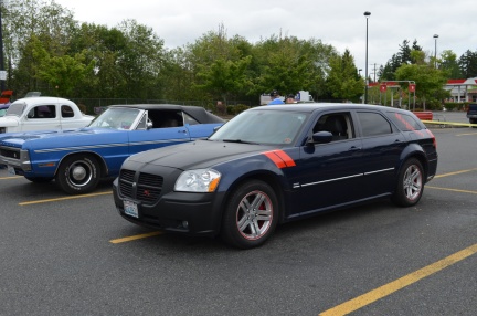 2015 Fred Meyer Mopar Meet and Greet-12